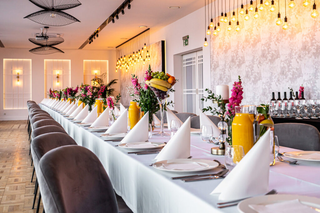 Restauracja Biała Dama – zdjęcie główne