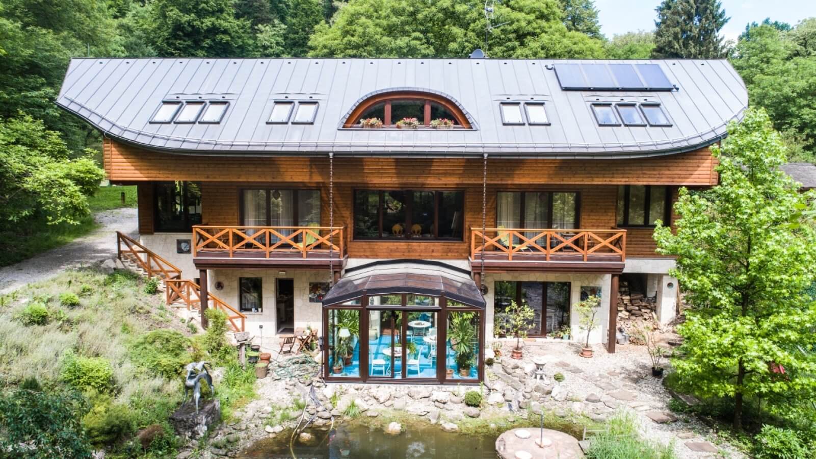 Ekosamotnia – zdjęcie główne