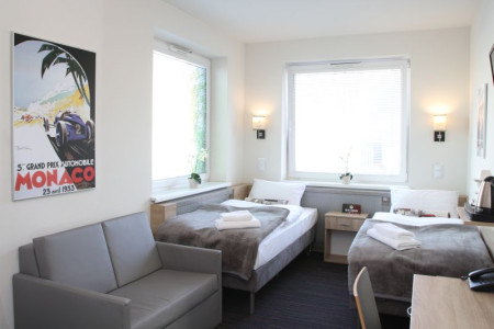 Automobil Hotel *** – miniatura 5