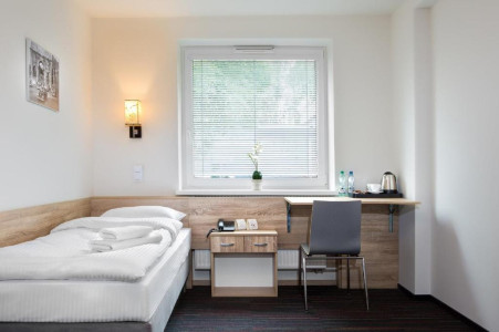 Automobil Hotel *** – miniatura 10