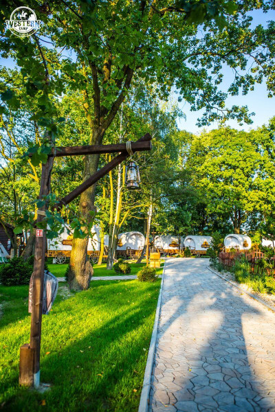 Western Camp Resort – miniatura 8