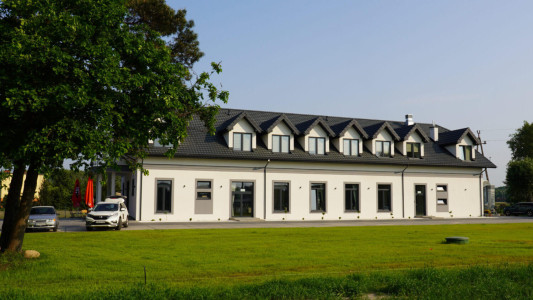 Dębowy Dworek – miniatura 1