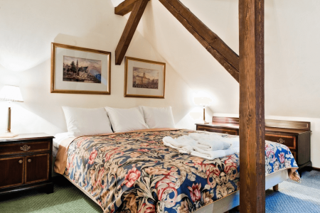 Aparthotel Miodosytnia – miniatura 1