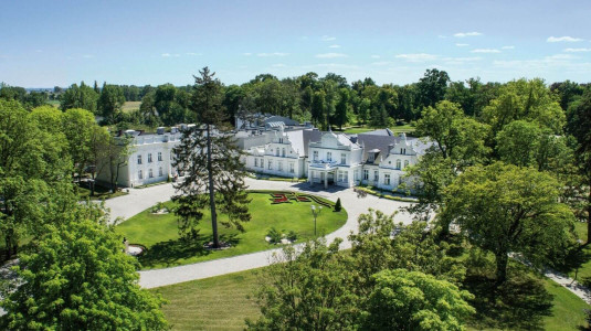 Hotel**** Pałac Romantyczny