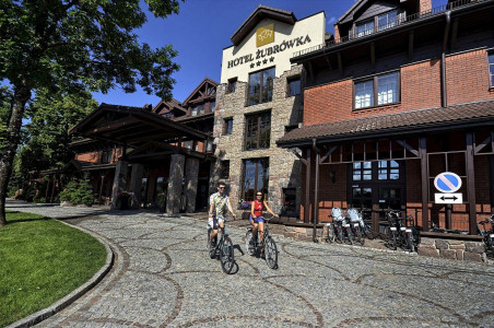 Hotel Żubrówka ****