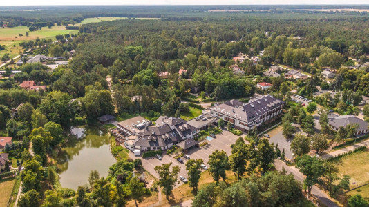 Kolumna Park*** Hotel & Restauracja