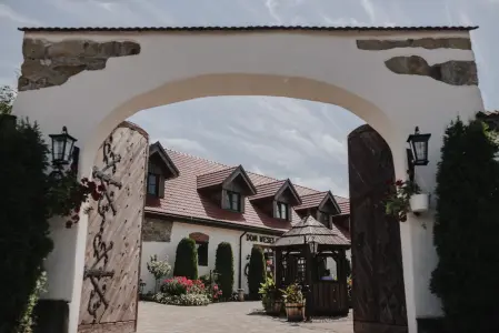 Karczma i Dom Weselny Pod Kogutkiem – miniatura 15