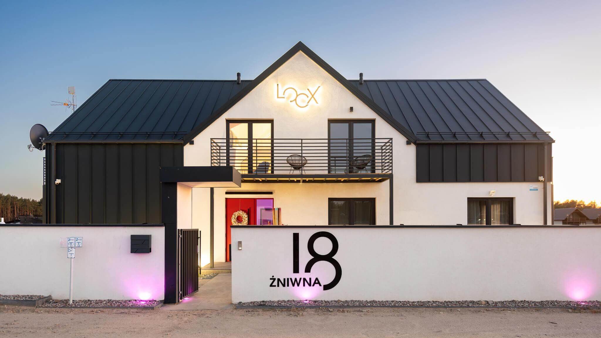 Loox Ostrovo – zdjęcie główne